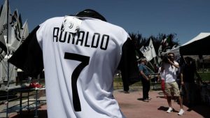 Ronaldo Datang, Cuadraro Rela Kehilangan Nomor 7 Di Juventus