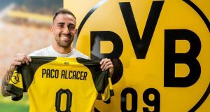 Paco Alcacer Resmi Berseragam Borussia Dortmund
